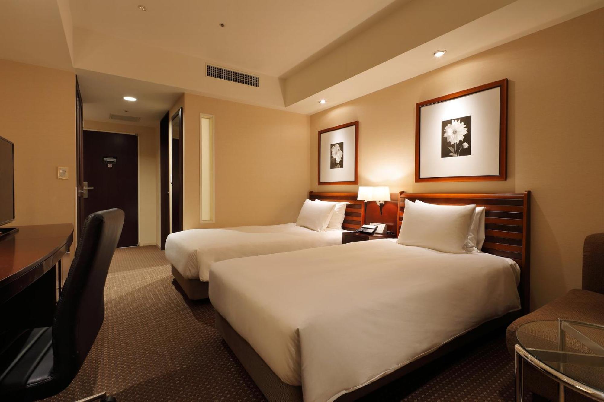 Hotel Ana Crowne Plaza Okayama By Ihg Extérieur photo