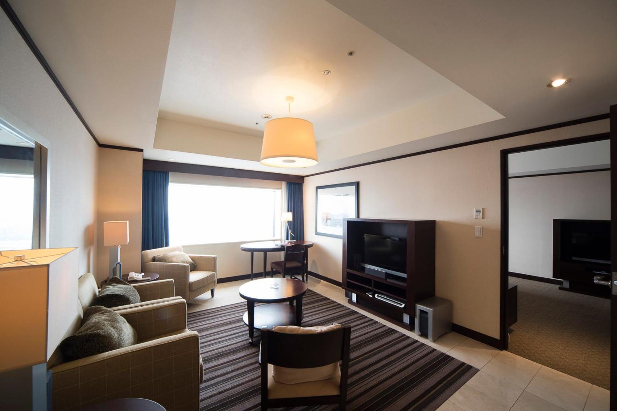 Hotel Ana Crowne Plaza Okayama By Ihg Extérieur photo