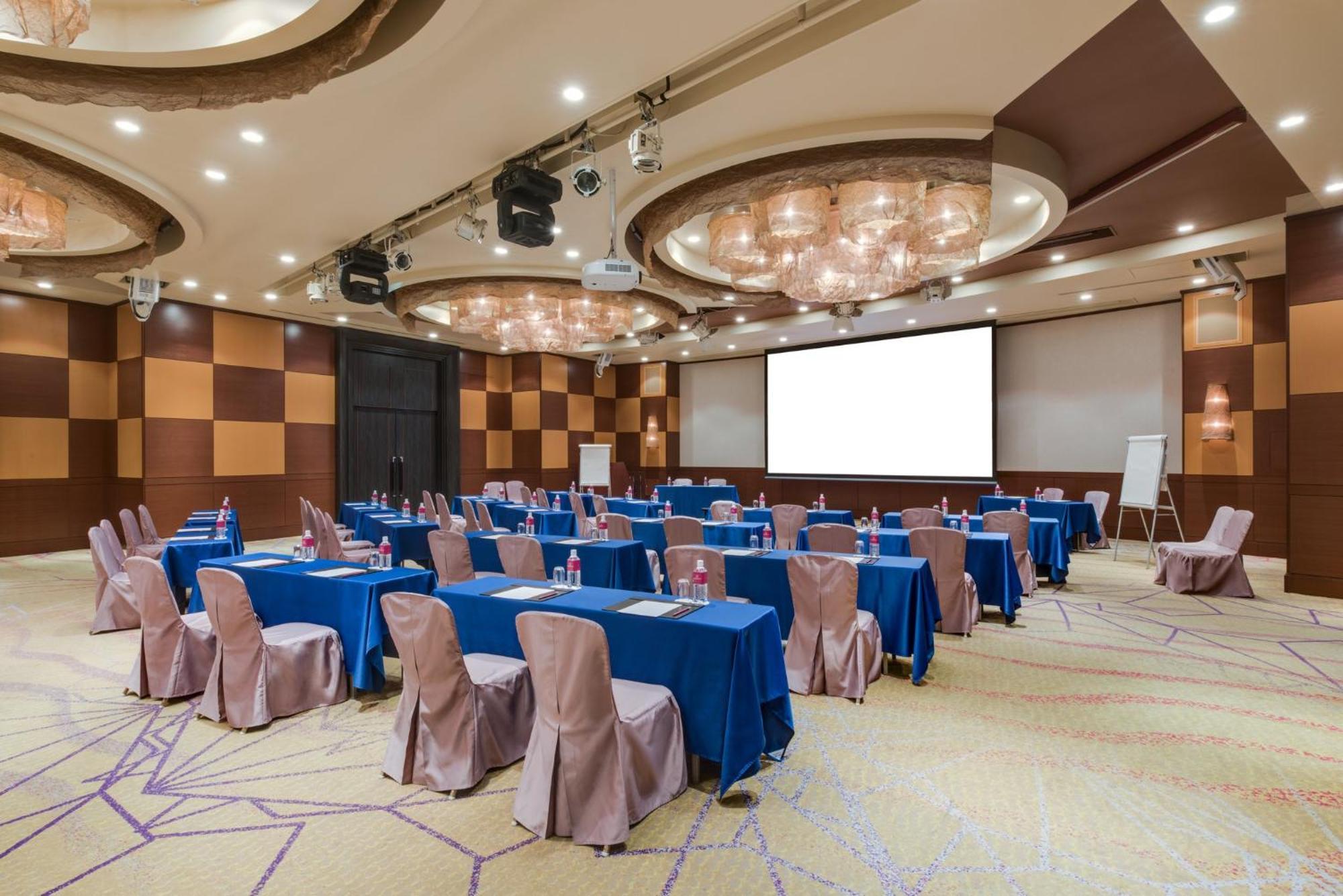 Hotel Ana Crowne Plaza Okayama By Ihg Extérieur photo